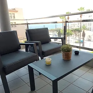 apartamento-moderno-bonito-y-acogedor.hotelsinnerja.org/